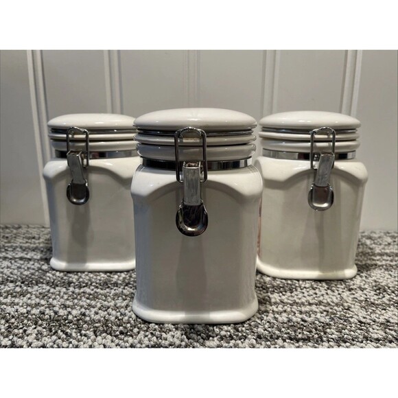 Lot 3 VTG CERAMIC KITCHEN CANISTER LID PEAR, GRAPES & PLUMS DESIGNPAC INC 4X6” - Picture 2 of 11